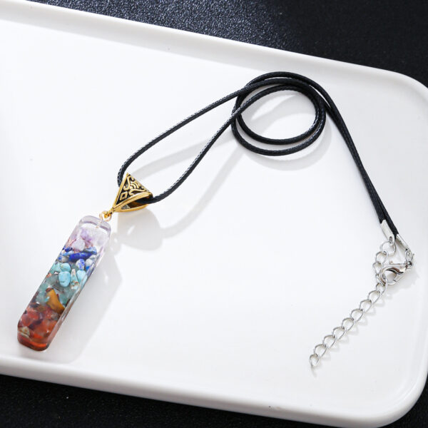 Embrace Your Spirit: Retro Reiki Healing Crystal Pendant Necklace – Natural Stone 7 Chakra Amulet for Yoga and Meditation! - Image 8