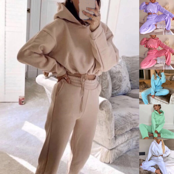 Chic & Comfy: Women's Two-Piece Jogging Suit – Perfect for Fitness & Fashion! - Image 6