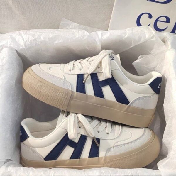 Women's Autumn Thick Bottom Retro Fashion Sports Casual Shoes - Image 2