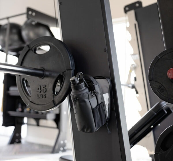 Hydrate & Haul: Large Capacity Magnetic Fitness Kettle Bag – Portable and Versatile for Every Adventure! - Image 4