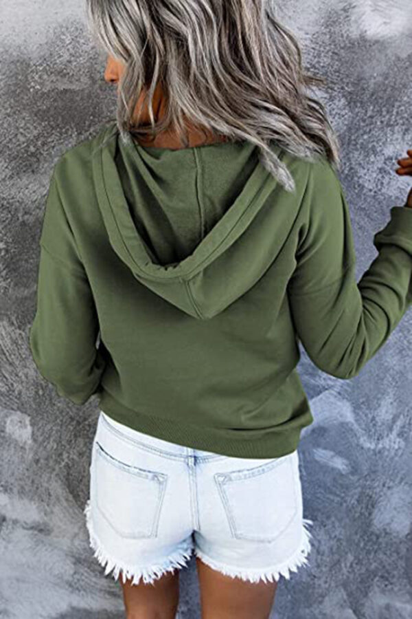 Ultimate Cozy: Long-Sleeved Hooded Sweatshirt with Pockets – Elevate Your Spring & Autumn Style! - Image 5